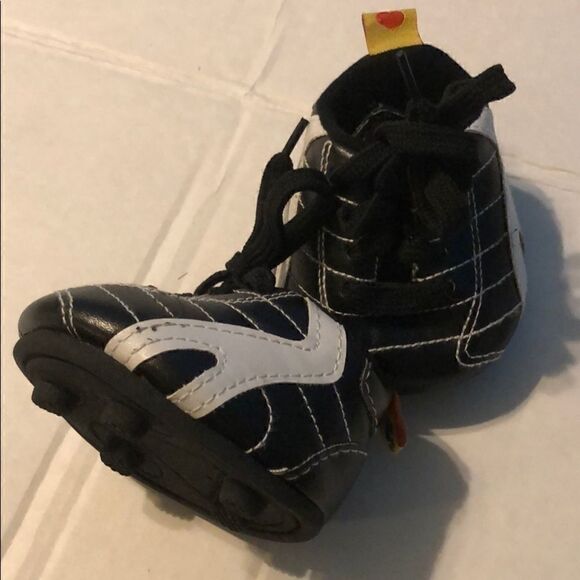 3/$15 Build a bear cleats - Picture 2 of 3